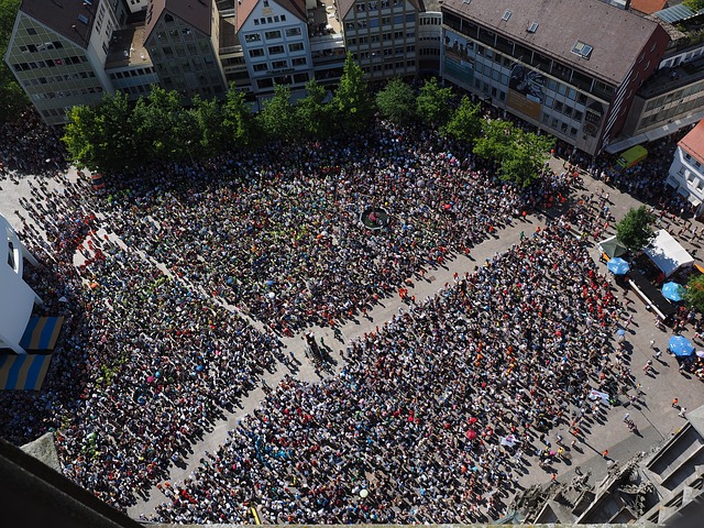 Foule vue du ciel