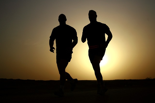 Silhouettes de coureur pied