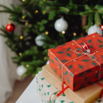 Les 10 cadeaux solidaires à mettre sous le sapin de votre ASBL !